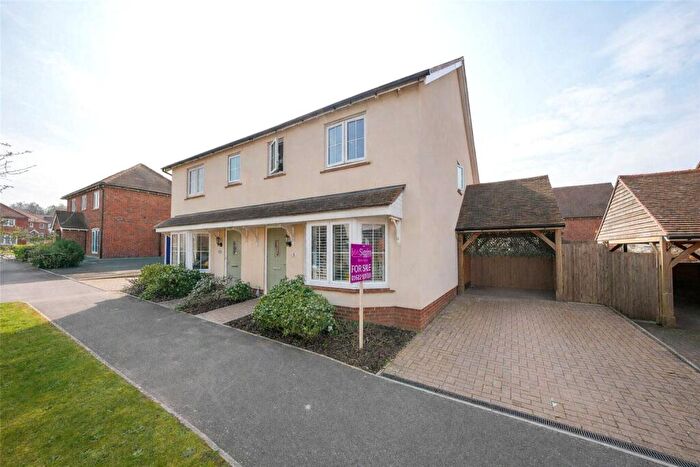 3 Bedroom Semi Detached House For Sale In Bergamot Road, Maidstone, ME16