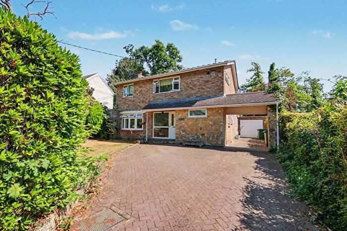 4 Bedroom Property For Sale In Kootenay Avenue, Thornhill, SO18