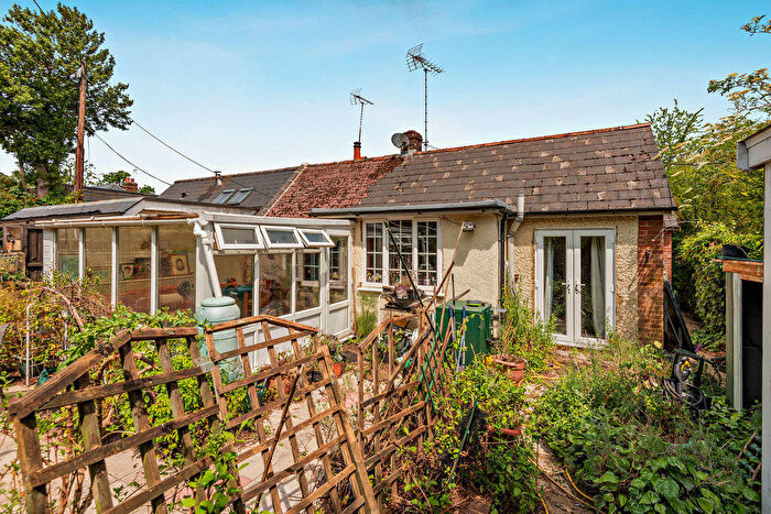 3 Bedroom Semi-Detached Bungalow For Sale In Anisdowne Close, Abinger Hammer, RH5