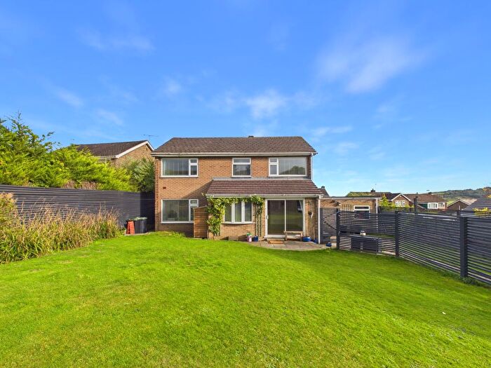 4 Bedroom Detached House For Sale In Highfield Drive, Matlock, DE4