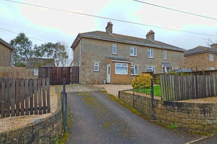 3 Bedroom Semi-Detached House For Sale In West Street, Templecombe BA8