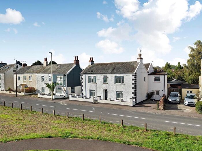 5 Bedroom Cottage For Sale In The Strand, Starcross, EX6
