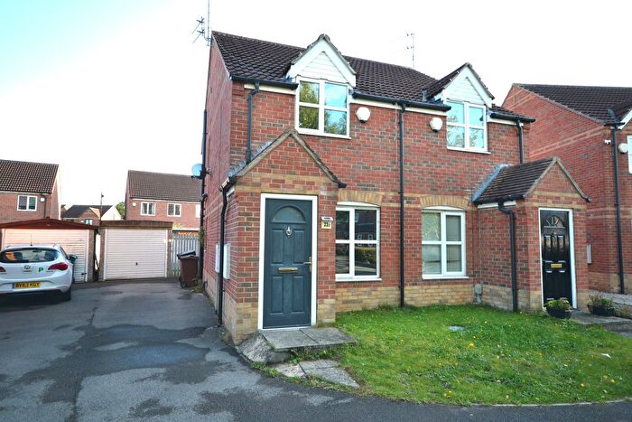 2 Bedroom Semi-Detached House To Rent In Hayton Grove, Hull, HU4