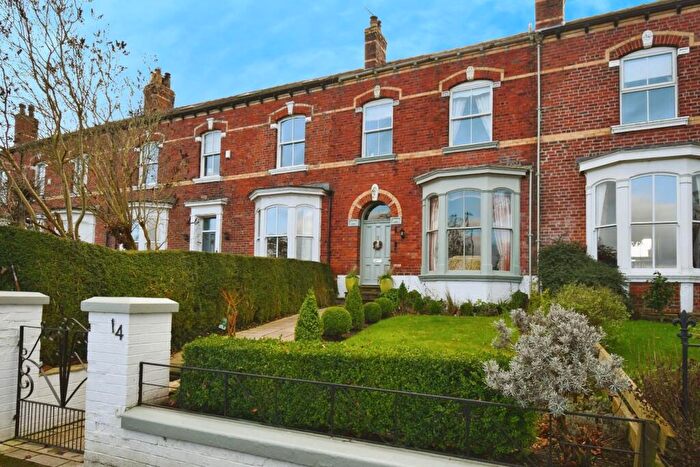 4 Bedroom Terraced House For Sale In Magdalens Road, Ripon, HG4