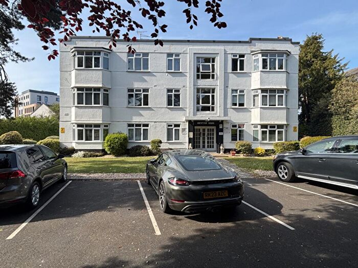 3 Bedroom Flat For Sale In Roof Space Knyveton House, Knyveton House, Knyveton Road, Bournemouth, Dorset, BH1
