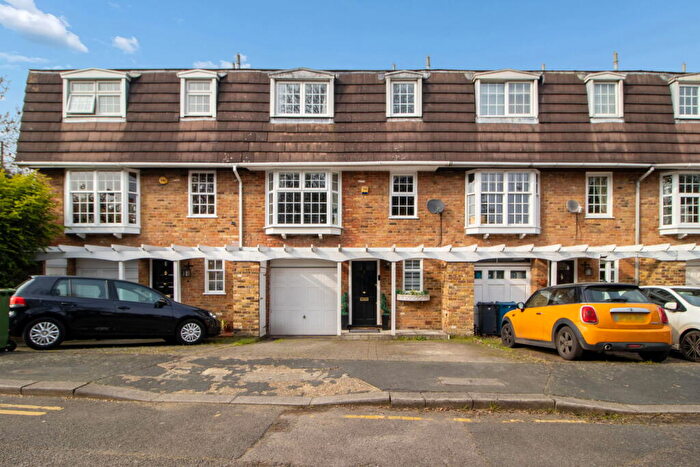 4 Bedroom Town House For Sale In Mansard Close, Pinner, HA5
