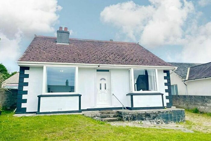 3 Bedroom Commercial Property For Sale In , Trethosa Road, St Austell, Cornwall, PL26