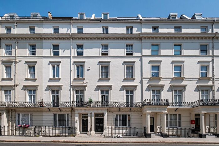 1 Bedroom Flat For Sale In Gloucester Terrace, London, W2