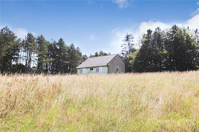 3 Bedroom Bungalow For Sale In Bingley Road, Lees Moor, Keighley, West Yorkshire, BD21