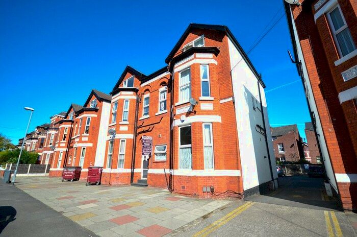 1 Bedroom Apartment To Rent In Central Road, West Didsbury, Manchester, M20