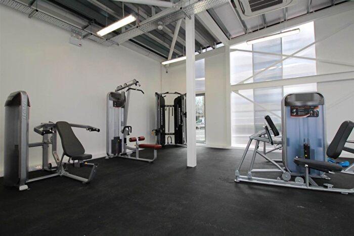 1 Bedroom Flat For Sale In Elstree House, Borehamwood, WD6