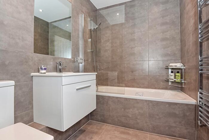 1 Bedroom Maisonette To Rent In Priory Road, High Wycombe, HP13