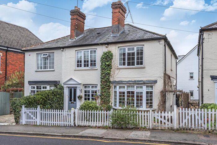 2 Bedroom Cottage To Rent In South Ascot, Berkshire, SL5