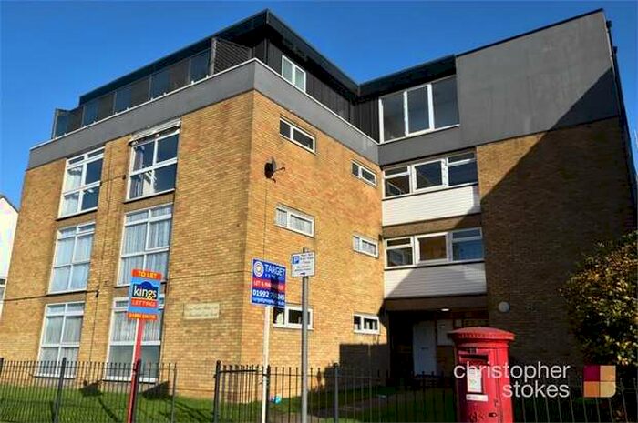 Flat To Rent In Byron Court, 48 Flamstead End Road, Cheshunt, Hertfordshire, EN8