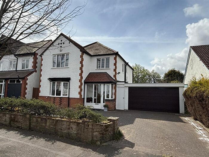 4 Bedroom Detached House For Sale In Burman Road, Shirley, Solihull, B90