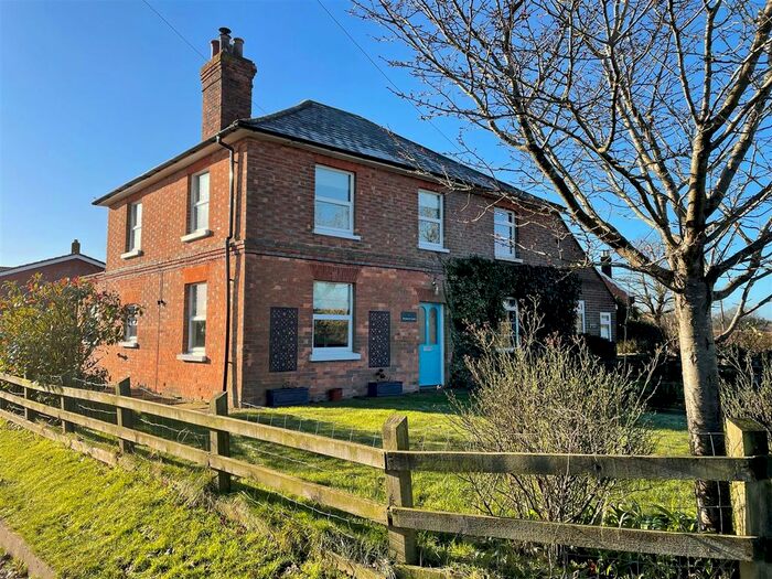 2 Bedroom Semi-Detached House For Sale In Claygate Lane, Shipbourne, Tonbridge, TN11