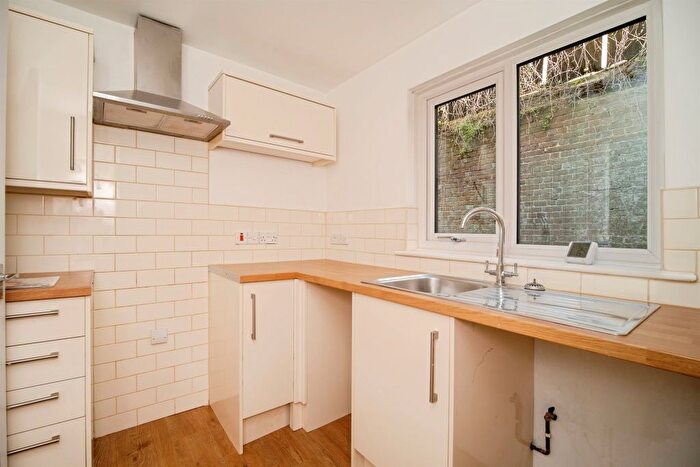 2 Bedroom Flat For Sale In High East Street, Dorchester, DT1