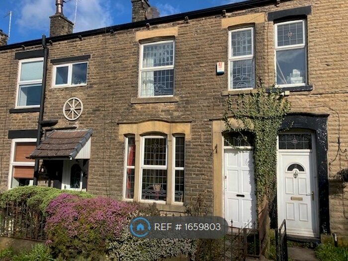 3 Bedroom Terraced House To Rent In Bridge Street, Shaw, Oldham, OL2