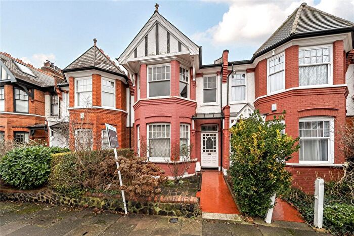 4 Bedroom Terraced House For Sale In Windermere Road, London, N10