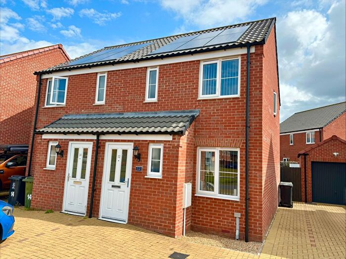 2 Bedroom Semi-Detached House For Sale In Brick Kiln Close, Martham, NR29