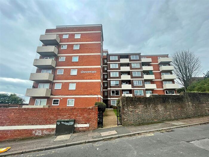 1 Bedroom Flat To Rent In Greenways, Highlands Road, Portslade, Brighton, BN41