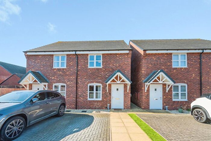2 Bedroom Semi-Detached House For Sale In Bowdler Close, Kidderminster, DY10