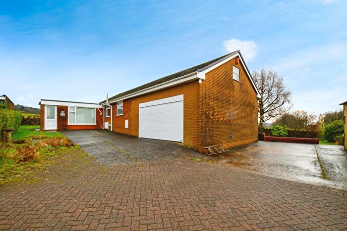 3 Bedroom Bungalow For Sale In Higher Gollinrod Bungalow, Manchester Road, Walmersley, Bury, Greater Manchester, BL9