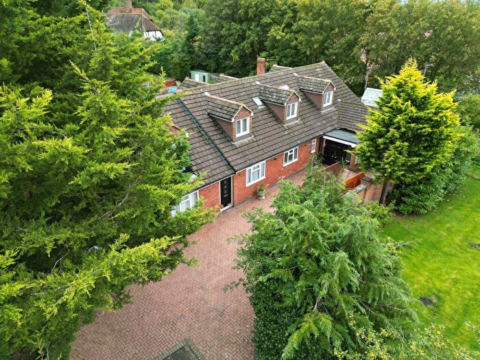 5 Bedroom Detached House For Sale In North End Road, Quainton, Aylesbury, HP22