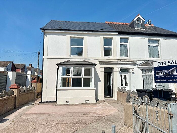 4 Bedroom Semi-Detached House For Sale In The Walk, Merthyr Tydfil, CF47