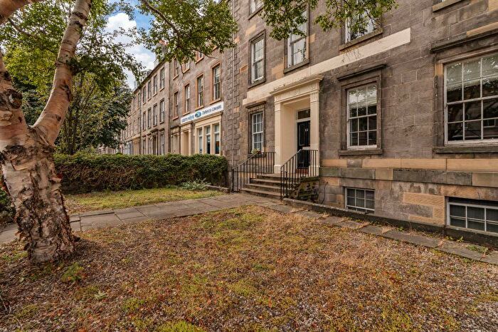 1 Bedroom Flat For Sale In / Leith Walk, Edinburgh, EH6