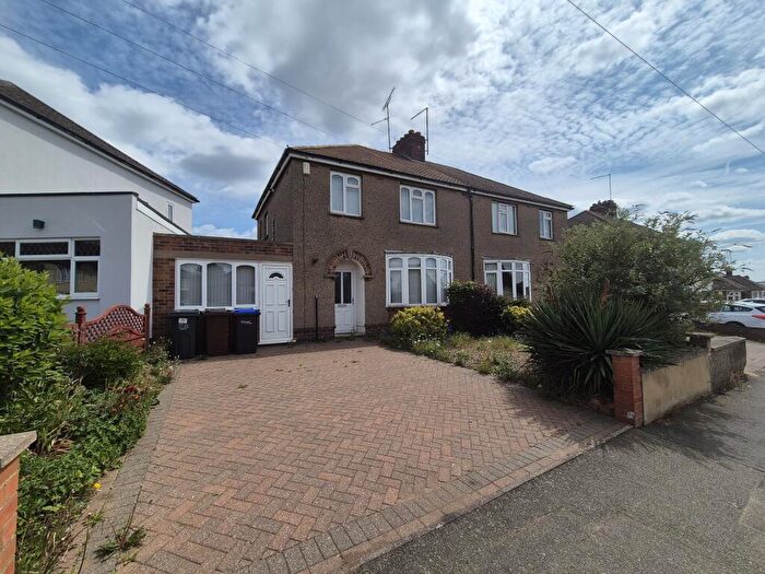 3 Bedroom Semi-Detached House To Rent In Greenhills, Kingsthorpe, Northampton, NN2