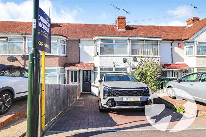 2 Bedroom Terraced House For Sale In Parkside Avenue, Bexleyheath, DA7