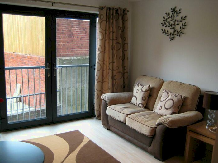 1 Bedroom Apartment To Rent In Hub Furnished Studio With Seperate Bedroom Area, B4