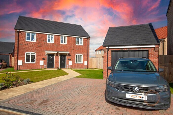 3 Bedroom Semi-Detached House For Sale In Biehler Avenue, Weston, PE12