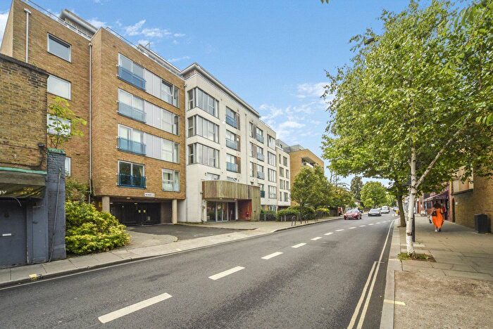 1 Bedroom Flat For Sale In Glenthorne Road, Hammersmith, W6