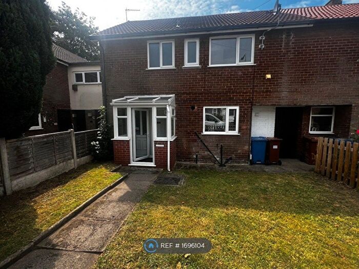 3 Bedroom Terraced House To Rent In Deal Avenue, Stockport, SK5