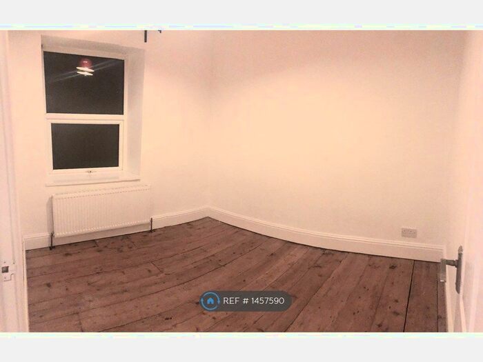 2 Bedroom Terraced House To Rent In Whitfield Cross, Glossop, SK13