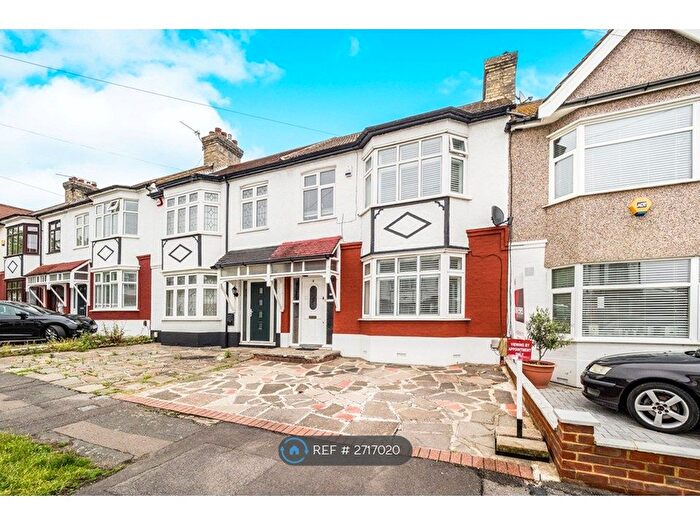 3 Bedroom Terraced House To Rent In Greenstead Gardens, Woodford Green, IG8