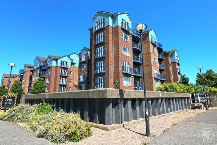 1 Bedroom Flat To Rent In Anchor Court, Argent Street, Grays RM17