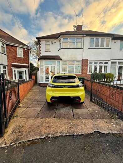 3 Bedroom Semi-Detached House To Rent In Barston Road, Oldbury, West Midlands, B68