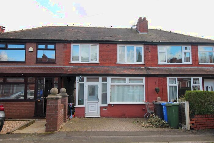 3 Bedroom Semi-Detached House To Rent In Thrapston Avenue, Audenshaw, Manchester, M34