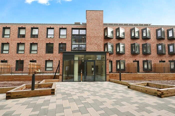 1 Bedroom Apartment For Sale In Leigh Street, High Wycombe, HP11