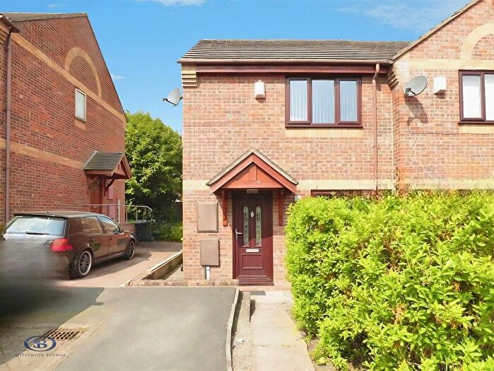 2 Bedroom Terraced House To Rent In Mayfield Mews, Crewe, Cheshire, CW1