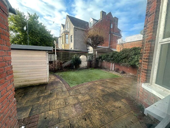 1 Bedroom Flat To Rent In North Parade, Lowestoft, Suffolk, NR32