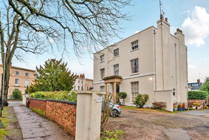 2 Bedroom Flat To Rent In Montpellier Parade Cheltnham, GL50