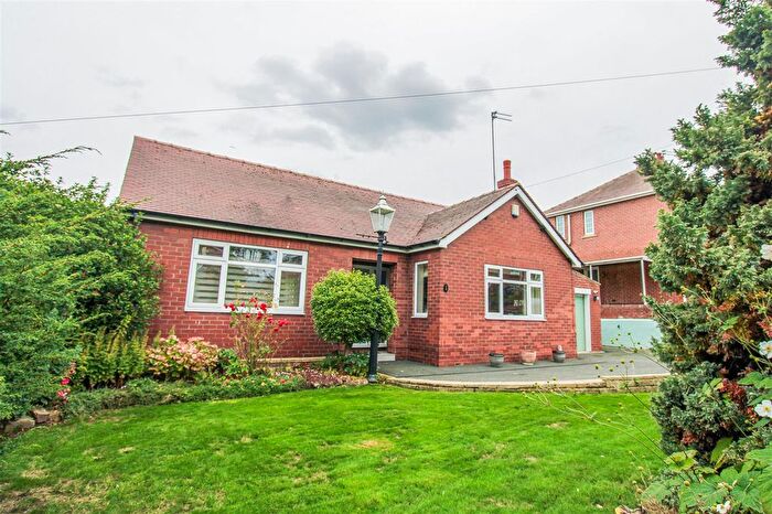 2 Bedroom Detached Bungalow For Sale In Silcoates Lane, Wrenthorpe, WF2
