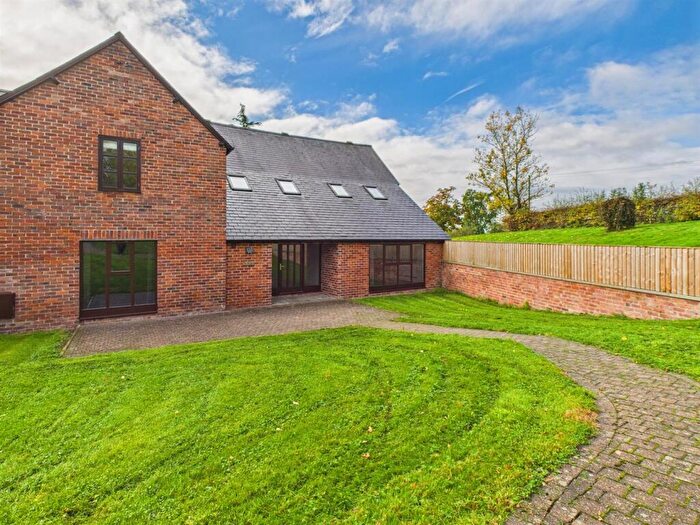 4 Bedroom Barn Conversion For Sale In Ladylea Road, Horsley, Derby, DE21