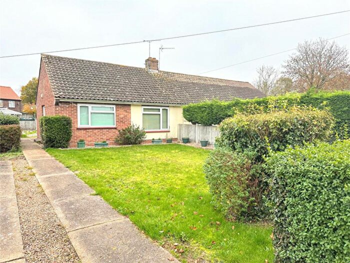 2 Bedroom Bungalow For Sale In Norwich Road, Cawston, Norwich, Norfolk, NR10