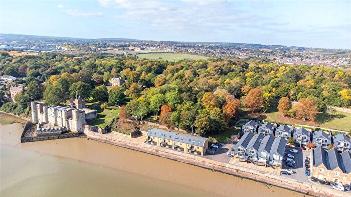 3 Bedroom Semi-detached House For Sale In Castle Reach Row, Ordanance Yard, Upnor, Strood, ME2