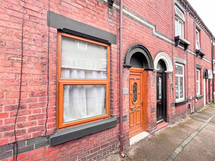 2 Bedroom Terraced House For Sale In Chorley Street, Leek, ST13